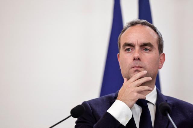 France's Prime Minister Sebastien Lecornu attends a press conference focusing on the consequences of the war in Iran and to announce "measures to support economic activity", at the Hotel Matignon Prime minister residence in Paris on May 21, 2026. (Photo by STEPHANE DE SAKUTIN / AFP)