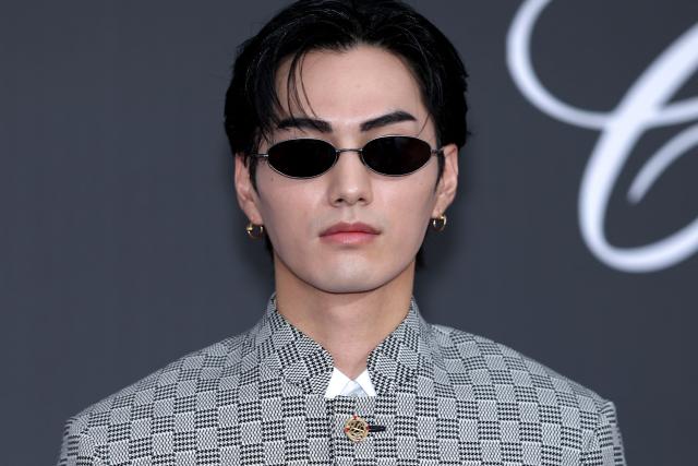 Japanese actor Shuzo Ohira attends the annual American Foundation for AIDS Research amfAR Gala Cannes 2026 at the Hotel du Cap-Eden-Roc in Cap d'Antibes, southern France, on the sidelines of the 79th edition of the Cannes Film Festival on May 21, 2026. (Photo by Julie SEBADELHA / AFP)