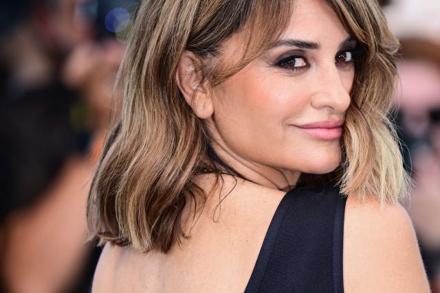 Spanish actress Penelope Cruz poses during a photocall of the film "La Bola Negra" at the 79th edition of the Cannes Film Festival in Cannes, southern France on May 22, 2026. (Photo by Olivier CHASSIGNOLE / AFP)