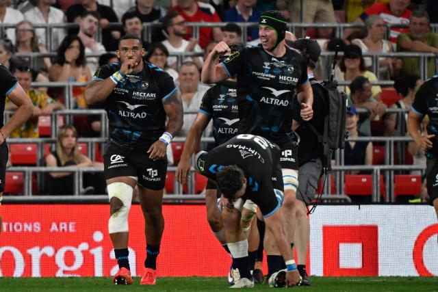 Montpellier's French prop Wilfrid Hounkpatin (C) celebrates scoring a try during the EPCR Challenge Cup rugby union final match between Montpellier Herault Rugby and Ulster Rugby at San Mames Stadium in Bilbao on May 22, 2026. (Photo by ANDER GILLENEA / AFP)