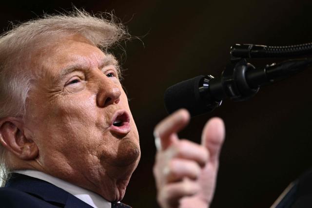 US President Donald Trump delivers a speech about the economy at Rockland Community College Fieldhouse in Suffern, New York, on May 22, 2026. Trump is the first sitting president to visit the northern New York City suburbs since Gerald Ford in 1976. (Photo by Brendan SMIALOWSKI / AFP)