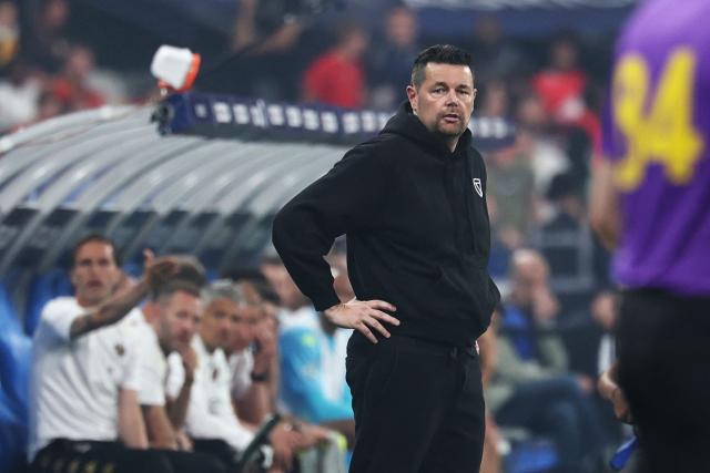 Lens' French head coach Pierre Sage reacts during the French Cup final football match between RC Lens and OGC Nice at the Stade de France stadium, in Saint-Denis, on the outskirts of Paris, on May 22, 2026. (Photo by FRANCK FIFE / AFP)