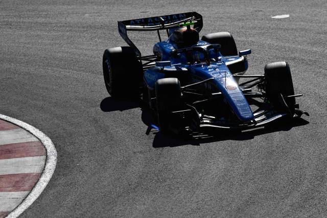 Williams' Spanish driver Carlos Sainz races during the qualifying session for the Sprint race ahead of the 2026 Formula 1 Grand Prix du Canada at Circuit Gilles-Villeneuve in Montreal, Canada, on May 22, 2026. (Photo by Andrej Ivanov / AFP)