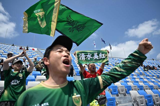 Japan's Tokyo Verdy Beleza supporters cheer ahead the AFC Women's Champions League final football match between North Korea's Naegohyang Women's FC and Japan's Tokyo Verdy Beleza at Suwon Sports Complex in Suwon on May 23, 2026. (Photo by Pedro Pardo / AFP)