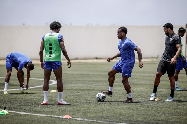 Cape Verde's players take part in a training session to prepare for their participation in the 2026 FIFA World Cup at Estadio Municipal 25 de Julho in Santa Cruz, on 23 May 2026. (Photo by Patrick MEINHARDT / AFP)