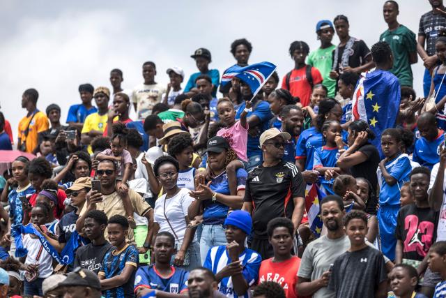 Cape Verde fans gather in the stands as they follow the national team’s training session ahead of their participation in the 2026 FIFA World Cup at Estadio Municipal 25 de Julho in Santa Cruz on May 23, 2026. (Photo by PATRICK MEINHARDT / AFP)