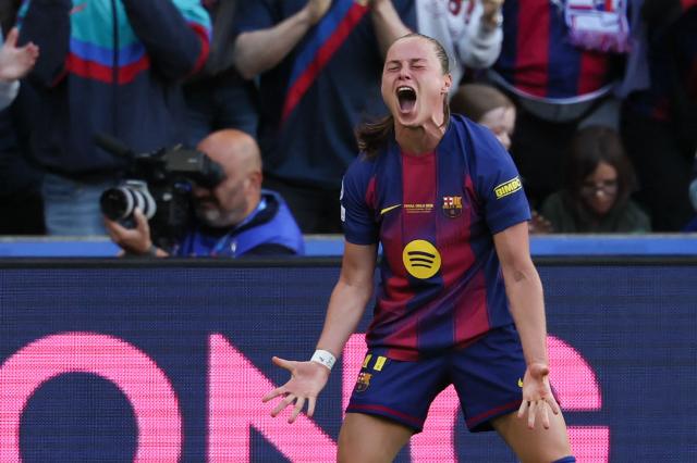 Barcelona's Polish forward #17 Ewa Pajor celebrates scoring her team's first goal during the UEFA Women's Champions League final football match between FC Barcelona and Olympique Lyonnais (OL) at the Ullevaal Stadium in Oslo, Norway on May 23, 2026. (Photo by Odd ANDERSEN / AFP)