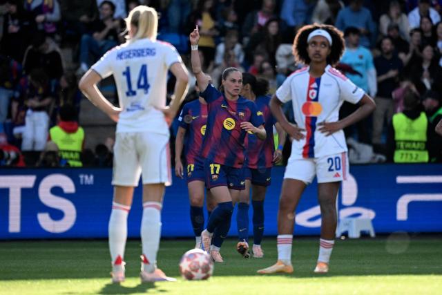 Barcelona's Polish forward #17 Ewa Pajor celebrates scoring her team's first goal during the UEFA Women's Champions League final football match between FC Barcelona and Olympique Lyonnais (OL) at the Ullevaal Stadium in Oslo, Norway on May 23, 2026. (Photo by Jonathan Nackstrand / AFP)