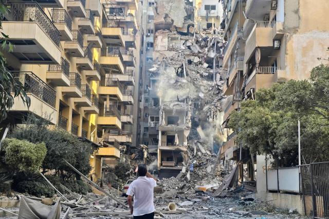 A man looks at the damages at the site of an Israeli strike in Tyre, southern Lebanon, on May 28, 2026. The Israeli military said on May 28 it had begun new strikes on Hezbollah infrastructure around the southern Lebanese city of Tyre after issuing an evacuation warning to its residents. (Photo by KAWNAT HAJU / AFP)