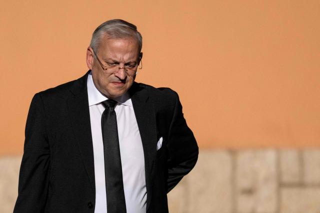 Javier Maria Perez, lawyer of the  “Hazte Oнr”  far-right association, arrives at the Provincial Court of Badajoz, in Badajoz on May 28, 2026. David Sanchez Perez-Castejon, the brother of Spain's Prime Minister Pedro Sanchez,  arrived Thursday to stand trial on allegations of receiving favorable treatment to secure a tailor-made job which was later converted into head of the province’s Performing Arts Office, in Badajoz. He is charged along with 10 others for alleged crimes of administrative malfeasance and influence peddling. (Photo by JORGE GUERRERO / AFP)