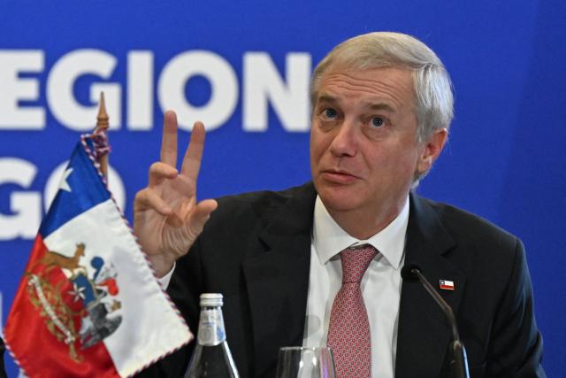 Chile's President Jose Antonio Kast gestures during the meeting "Santiago’s regional commitment against transnational organised crime" in Santiago on May 28, 2026. (Photo by RODRIGO ARANGUA / AFP)