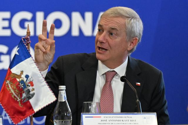 Chile's President Jose Antonio Kast gestures during the meeting "Santiago’s regional commitment against transnational organised crime" in Santiago on May 28, 2026. (Photo by RODRIGO ARANGUA / AFP)