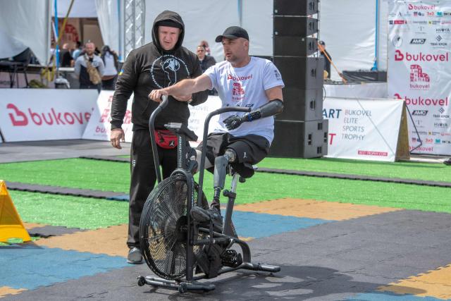 A Ukrainian veteran competes in the Multisport Festival for Veterans in Bukovel, south-western Ukraine on May 29, 2026, amid the Russian invasion of Ukraine. Competitions are held in individual and team formats, combining strength, functional and adaptive elements to allow participants to demonstrate their abilities. The events are designed for war veterans, taking into account varying levels of physical fitness, recovery needs, service experience and rehabilitation requirements. (Photo by Mykola SYNELNYKOV / AFP)