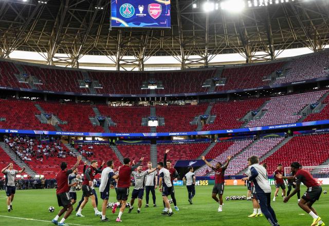 Arsenal's players attend a MD-1 training session of Arsenal FC at the Puskas Arena in Budapest on May 29, 2026, on the eve of the UEFA Champions League final football match between Paris Saint-Germain (PSG) and Arsenal FC. Paris Saint-Germain (PSG) face Arsenal in the UEFA Champions League final football match on May 30, 2026 in Budapest. (Photo by FRANCK FIFE / AFP)