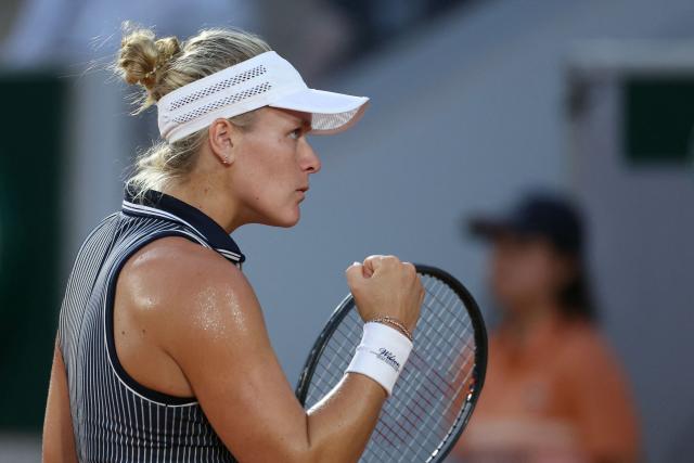 US Peyton Stearns reacts to a point against Switzerland's Belinda Bencic during their women's singles match on day 6 of the French Open tennis tournament on Court Simonne-Mathieu at the Roland-Garros Complex in Paris on May 29, 2026. (Photo by Alain JOCARD / AFP)