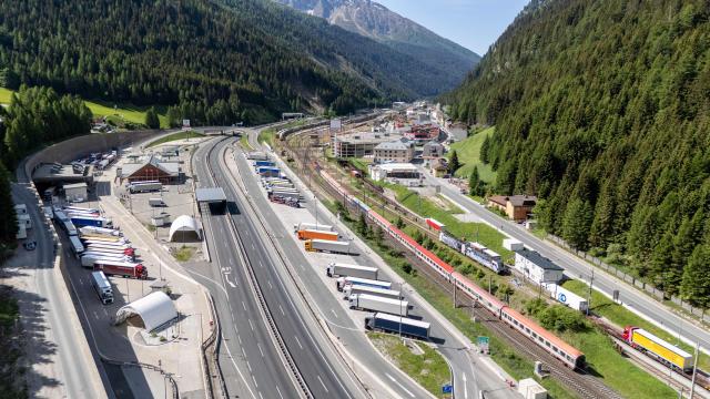 This general view shows the empty boarder crossing of the A13 Brenner Highway in direction to Italy during a demonstration against transit traffic and the blockade of the Brenner Base Tunnel on May 30, 2026, on the Tyrolean Brenner Highway. A protest in Austria on May 30 against noise and pollution is set to close one of Europe's most important highways connecting Germany and Italy, potentially causing major traffic disruptions.
Communities in Austria's western Tyrol province have long complained about traffic, especially trucks passing over the Brenner Pass and through the province. (Photo by EXPA/ JOHANN GRODER / APA / AFP) / Austria OUT