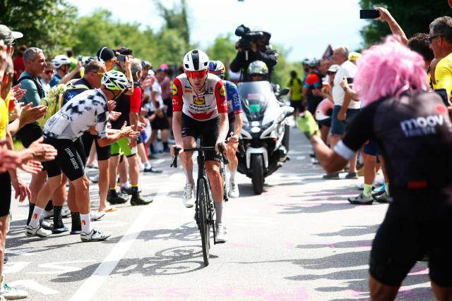 Lidl - Trek Canadian rider Derek Gee climbs during the 20th stage of the Giro d'Italia 2026 - Tour of Italy cycling race between Gemona del Friuli and Piancavallo, Italy, on May 30, 2026. (Photo by Luca Bettini / AFP)