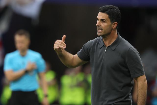 Arsenal's Spanish manager Mikel Arteta shouts instructions to the players from the touchline during the UEFA Champions League final football match between Paris Saint-Germain (PSG) and Arsenal FC at the Puskas Arena in Budapest on May 30, 2026. (Photo by Odd ANDERSEN / AFP)
