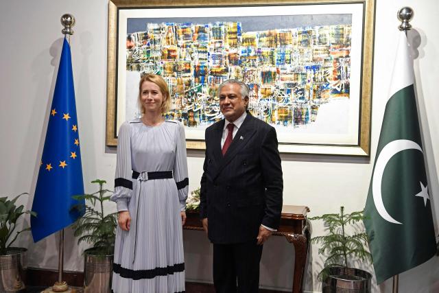 Pakistan's Foreign Minister Ishaq Dar (R) and EU High Representative and Vice-President for Foreign Affairs and Security Policy Kaja Kallas pose for a photograph at the Foreign Ministry in Islamabad on June 1, 2026. (Photo by Ghulam RASOOL / AFP)