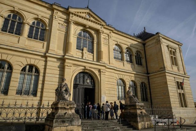 Jury members arrive at the Gers' Assize Court, in Auch on June 1, 2026 to attend the appeal trial of Yassine El Azizi who fatally struck the late French gendarme Melanie Lemee in 2020. Yassine El Azizi, a 31-year-old drug trafficker is standing trial on appeal before the Gers Assize Court for killing a gendarme officer whilst forcing his way through a roadblock; he was driving without a licence and under the influence of drugs. At first instance, the defendant had been sentenced to 30 years imprisonment by the Lot-et-Garonne Assize Court. Throughout the trial, he had denied deliberately ramming into the victim. (Photo by Ed JONES / AFP)