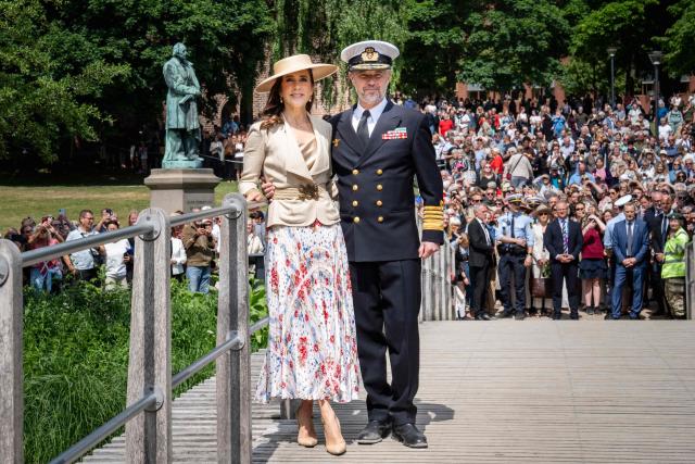 Denmark's King Frederik and Queen Mary are pictured in the Fairy Tale Garden during the royal couple's summer tour to Odense Municipality on June 1, 2026. (Photo by Sebastian Elias Uth / Ritzau Scanpix / AFP) / Denmark OUT