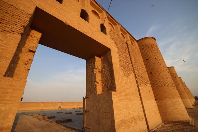 This picture shows the ancient Mosque of Samarra in the city of Samarra, north of the Iraqi capital Baghdad on June 2, 2026. The Malwiya Mosque, also known as the Great Mosque of Samarra, is one of the oldest and most prominent Islamic mosques in Iraq. It was built by the Abbasid Caliph al-Mutawakkil between 848 and 851 CE. It gained international fame for its unique spiral minaret, considered an architectural masterpiece. The mosque is located in the city of Samarra, in the Salah ad-Din Governorate (approximately 125 km north of Baghdad). The mosque and its minaret are an integral part of the ancient city of Samarra, a UNESCO World Heritage Site. (Photo by AHMAD AL-RUBAYE / AFP)