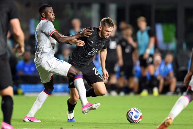 Haiti's midfielder #17 Danley Jean Jacques (L) and New Zealand's forward #20 Callum McCowatt fight for the ball during an international friendly football match between Haiti and New Zealand at Inter Miami CF Stadium in Fort Lauderdale, Florida on June 2, 2026. (Photo by CHANDAN KHANNA / AFP)