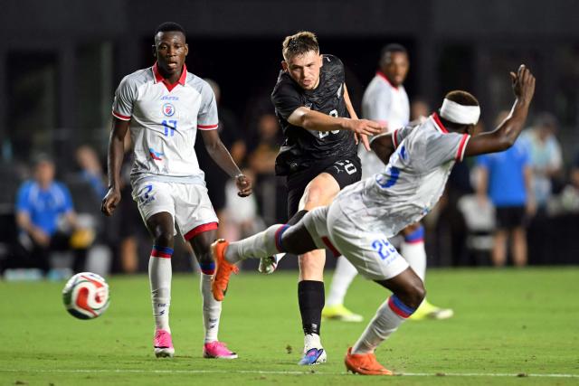 New Zealand's forward #20 Callum McCowatt (C) shoots in a failed attempt to score as he's defended by Haiti's midfielder #25 Dominique Simon (R) and Haiti's midfielder #17 Danley Jean Jacque during an international friendly football match between Haiti and New Zealand at Inter Miami CF Stadium in Fort Lauderdale, Florida on June 2, 2026. (Photo by CHANDAN KHANNA / AFP)
