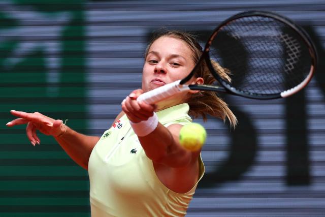 Poland's Maja Chwalinska plays a forehand return to Anna Kalinskaya during their women's quarter final singles match on day 11 of the French Open tennis tournament on Court Philippe-Chatrier at the Roland-Garros Complex in Paris on June 3, 2026. (Photo by Anne-Christine POUJOULAT / AFP)