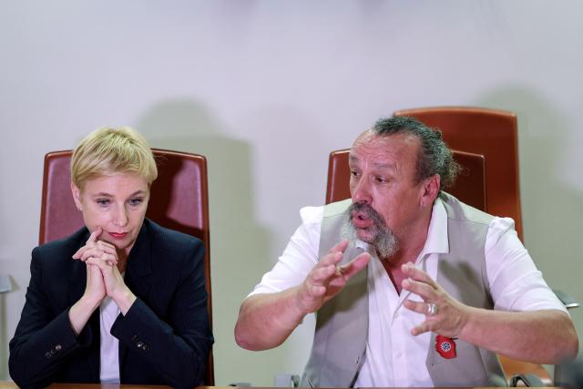 French Ecologiste et Social's MP Clementine Autain (L) and French Ecologiste et Social's MP Benoît Biteau hold a press conference ahead of a debate on their bill which aims at limiting exposure to cadmium chemical, at the National Assembly, in Paris on June 3, 2026. (Photo by Xavier GALIANA / AFP)