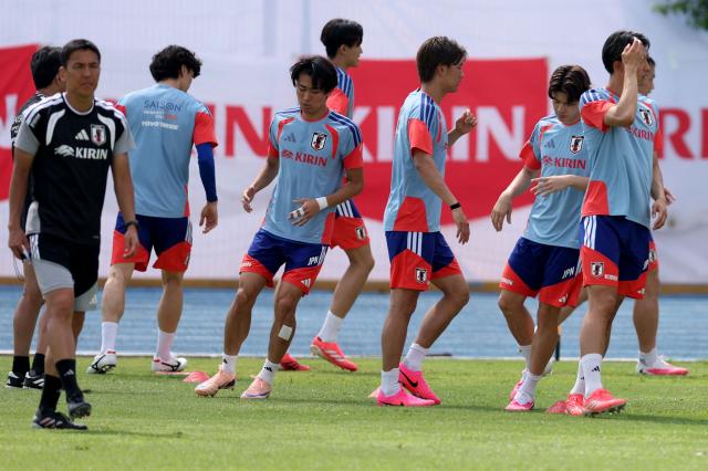 Japan's players take part in a training session at the Tigres Training Centre (CET) in San Nicolas de los Garza, near Monterrey, Mexico on June 3, 2026, ahead of the FIFA 2026 World Cup football tournament. (Photo by Julio Cesar AGUILAR / AFP)