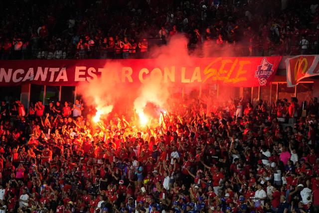 Panamanian fans cheer for their team during the international friendly football match between Panama and Dominican Republic at the Rommel Fernandez Gutierrez Stadium in Panama City on June 3, 2026. (Photo by ARNULFO FRANCO / AFP)