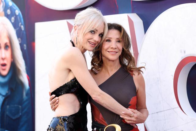 US actress Anna Faris (L) and US actress Cheri Oteri attend Paramount's "Scary Movie" premiere at the Paramount theatre in Los Angeles, on June 3, 2026. (Photo by VALERIE MACON / AFP)
