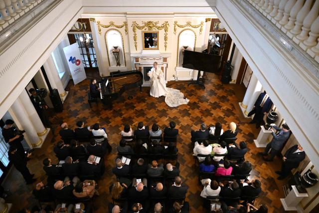 South Korean soprano Jo Sumi and French pianist David Kadouch perform during a ceremony celebrating the 140th anniversary of Korea-France diplomatic relations at Seokjojeon Hall of Deoksugung Palace in Seoul on June 4, 2026. (Photo by Jung Yeon-je / AFP)
