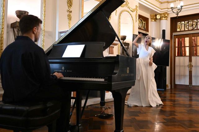 South Korean soprano Jo Sumi and French pianist David Kadouch perform during a ceremony celebrating the 140th anniversary of Korea-France diplomatic relations at Seokjojeon Hall of Deoksugung Palace in Seoul on June 4, 2026. (Photo by Jung Yeon-je / AFP)