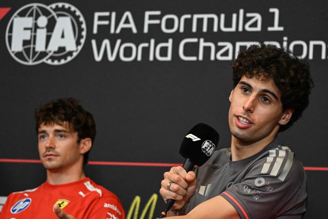 Ferrari's Monegasque driver Charles Leclerc (L) and Audi's Brazilian driver Gabriel Bortoleto (R) attend the drivers' press conference at the Circuit de Monaco ahead of the Formula One Monaco Grand Prix in Monaco on June 4, 2026. (Photo by Gabriel BOUYS / AFP)