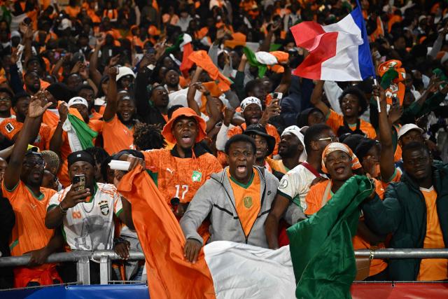 Ivory Coast supporters cheers during the international friendly football match between France and Ivory Coast ahead of the 2026 FIFA World Cup football tournament at the Stade de la Beaujoire in Nantes, western France, on June 4, 2026. (Photo by Loic VENANCE / AFP)