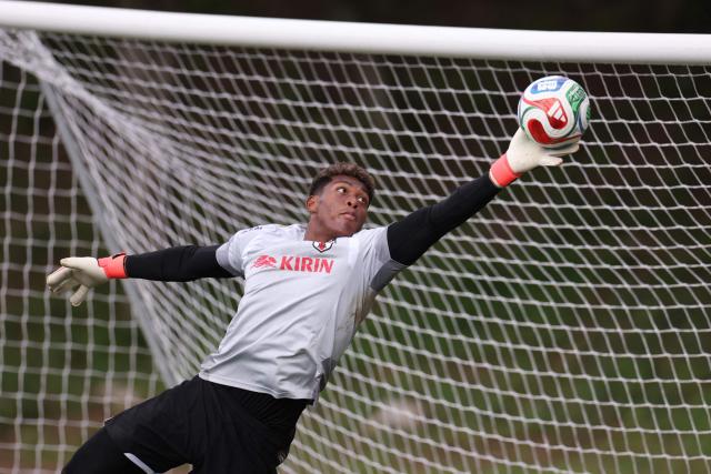 Japan's goalkeeper Zion Suzuki takes part in a training session at the Club Monterrey Training Center at El Barrial in Santiago, Nuevo Leon State, Mexico, on June 4, 2026, ahead of the FIFA 2026 World Cup football tournament. (Photo by Julio Cesar AGUILAR / AFP)