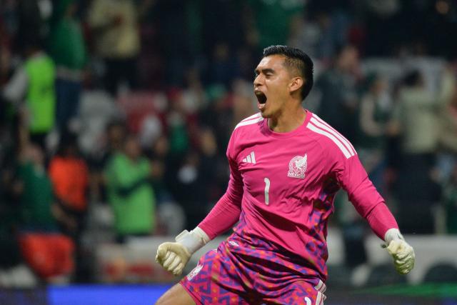 Mexico's goalkeeper #01 Raul Rangel celebrates during the international friendly football match between Mexico and Serbia at the Nemesio Diez Stadium in Toluca, Mexico on June 4, 2026. (Photo by Mario Vazquez / AFP)
