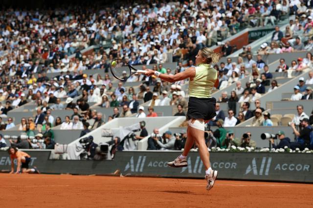Poland's Maja Chwalinska plays a forehand return to Russia's Mirra Andreeva during their women's final singles match on day 14 of the French Open tennis tournament on Court Philippe-Chatrier at the Roland-Garros Complex in Paris on June 6, 2026. (Photo by Alain JOCARD / AFP)