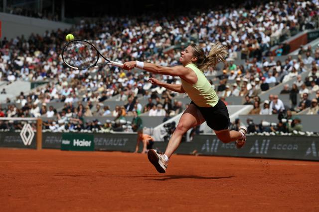Poland's Maja Chwalinska plays a forehand return to Russia's Mirra Andreeva during their women's final singles match on day 14 of the French Open tennis tournament on Court Philippe-Chatrier at the Roland-Garros Complex in Paris on June 6, 2026. (Photo by Alain JOCARD / AFP)
