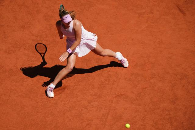 Russia's Mirra Andreeva plays a forehand return to Poland's Maja Chwalinska during their women's final singles match on day 14 of the French Open tennis tournament on Court Philippe-Chatrier at the Roland-Garros Complex in Paris on June 6, 2026. (Photo by Dimitar DILKOFF / AFP)