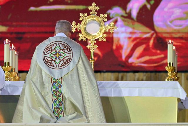Pope Leo XIV holds a prayer vigil with young people in the Plaza de Lima in Madrid on June 6, 2026. Pope Leo XIV is visiting Spain June 6-12 with stops in Madrid, Barcelona, and the Canary Islands, where he will meet with migrants and organisations dedicated to helping them. (Photo by Stefano RELLANDINI / AFP)