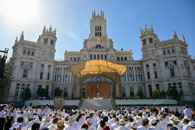 Pope Leo XIV leads the Holy Mass in the Plaza de Cibeles in Madrid on June 7, 2026. Pope Leo XIV is visiting Spain June 6-12 with stops in Madrid, Barcelona, and the Canary Islands, where he will meet with migrants and organisations dedicated to helping them. (Photo by Stefano RELLANDINI / AFP)