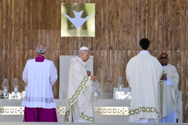 Pope Leo XIV leads the Holy Mass in the Plaza de Cibeles in Madrid on June 7, 2026. Pope Leo XIV is visiting Spain June 6-12 with stops in Madrid, Barcelona, and the Canary Islands, where he will meet with migrants and organisations dedicated to helping them. (Photo by Stefano RELLANDINI / AFP)