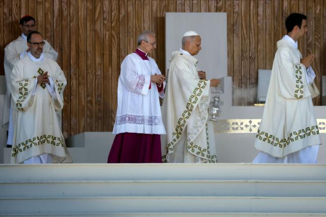 Pope Leo XIV leads the Holy Mass in the Plaza de Cibeles in Madrid on June 7, 2026. Pope Leo XIV is visiting Spain June 6-12 with stops in Madrid, Barcelona, and the Canary Islands, where he will meet with migrants and organisations dedicated to helping them. (Photo by Oscar DEL POZO / AFP)