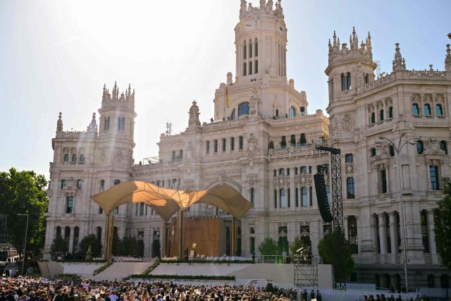 Pope Leo XIV leads the Holy Mass in the Plaza de Cibeles in Madrid on June 7, 2026. Pope Leo XIV is visiting Spain June 6-12 with stops in Madrid, Barcelona, and the Canary Islands, where he will meet with migrants and organisations dedicated to helping them. (Photo by Stefano RELLANDINI / AFP)