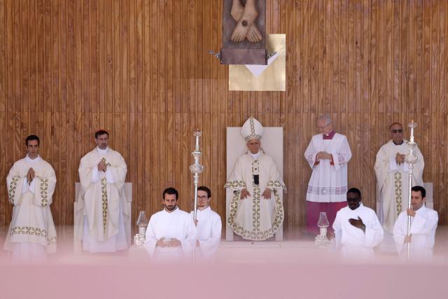 Pope Leo XIV leads the Holy Mass in the Plaza de Cibeles in Madrid on June 7, 2026. Pope Leo XIV is visiting Spain June 6-12 with stops in Madrid, Barcelona, and the Canary Islands, where he will meet with migrants and organisations dedicated to helping them. (Photo by Oscar DEL POZO / AFP)