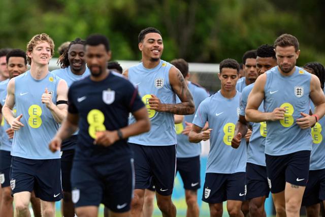 England's players warm up during a training session as part of the team's preparation for its FIFA World Cup football tournament opening match against Croatia at the team's training camp in Palm Beach Gardens on June 9, 2026. (Photo by CHANDAN KHANNA / AFP)