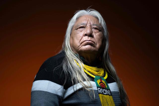 Indigenous chief Megaron Txucarramae, a leader of Brazil's Indigenous Kayapo people, poses during a photo session on June 9, 2026 in Paris. Megaron is the nephew of Brazil's most iconic Indigenous leader, Raoni Metuktire. (Photo by JOEL SAGET / AFP)